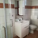 农家乐 Pod Kasztanami