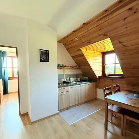 Pod Kasztanami *