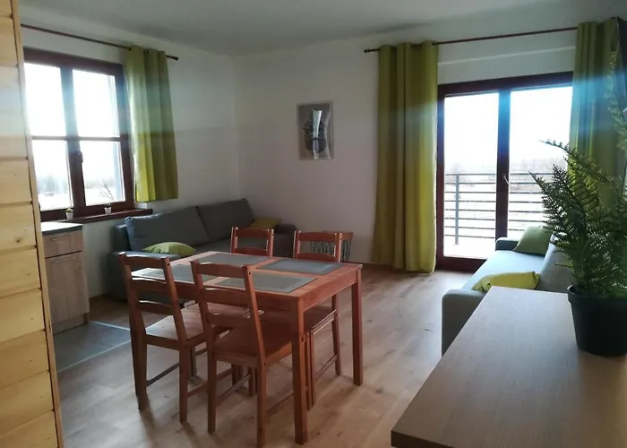 팜스테이 Pod Kasztanami 미에드지레시