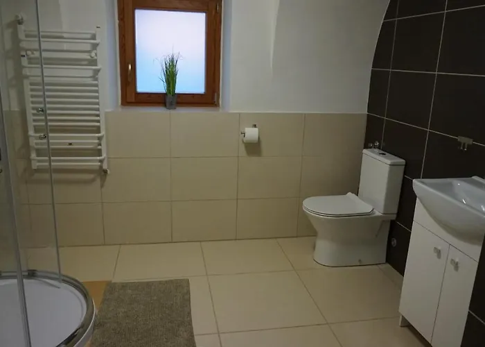 Pod Kasztanami Çiftlik konaklama Międzylesie